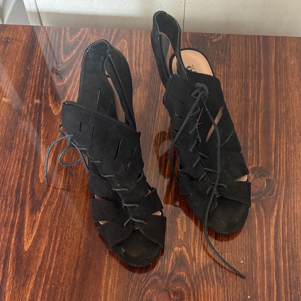 Rue21 Black Women's Lace-Up Boots